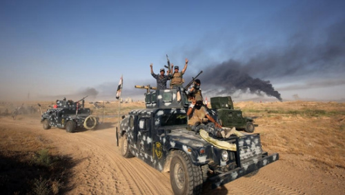 伊拉克政府军继续围攻重镇费卢杰 美军助打击IS