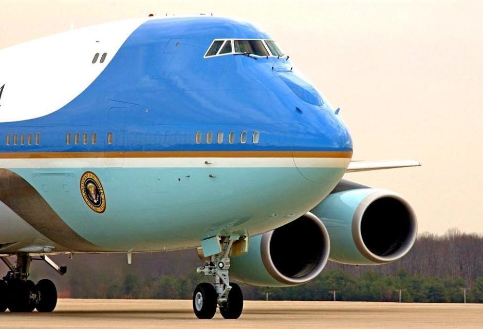 美总统访越行程曝光：空军一号绕开南海