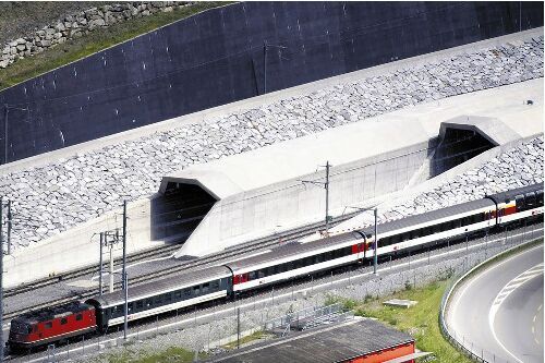 瑞士圣哥达基线隧道开通 长度超日本靑函隧道成世界第一（图）