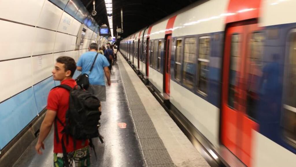 巴黎地铁交通空气污染严重 老旧地铁系污染主因