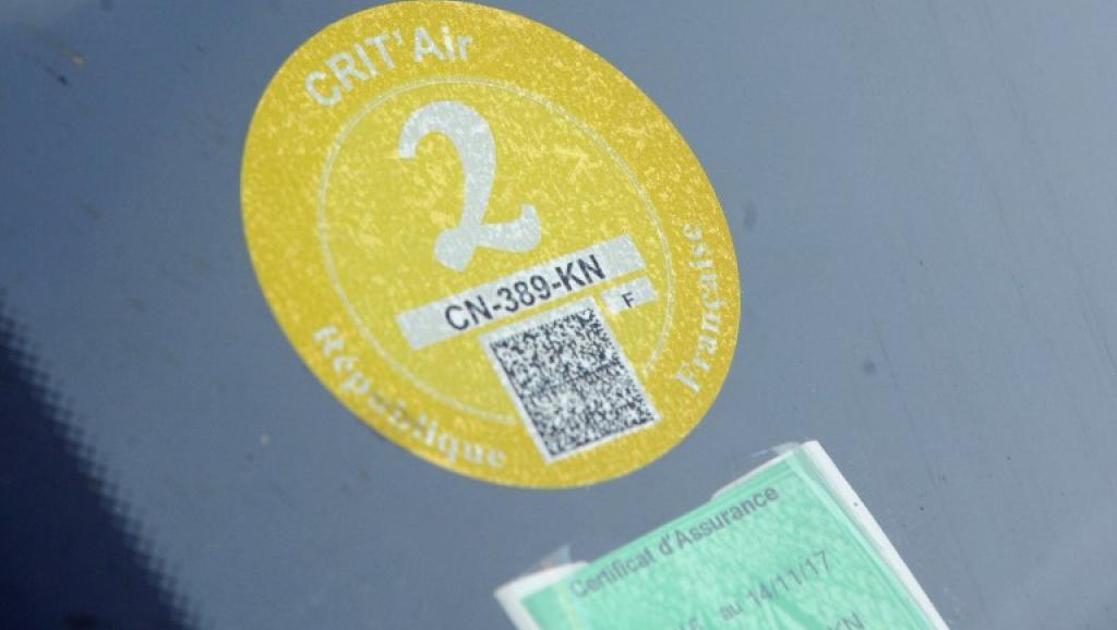 巴黎16日起车辆必贴“排气”标签 罚款可达135欧