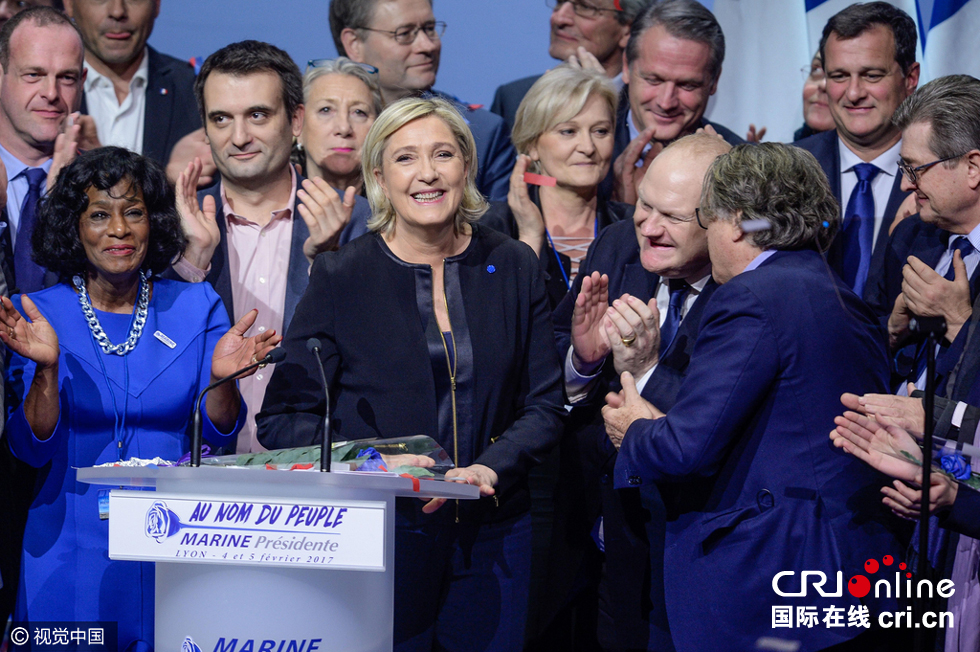 法国极右政党领导人勒庞启动总统选战 承诺退欧(组图)