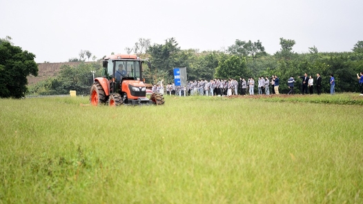 银川市总工会举办农机职业技能竞赛
